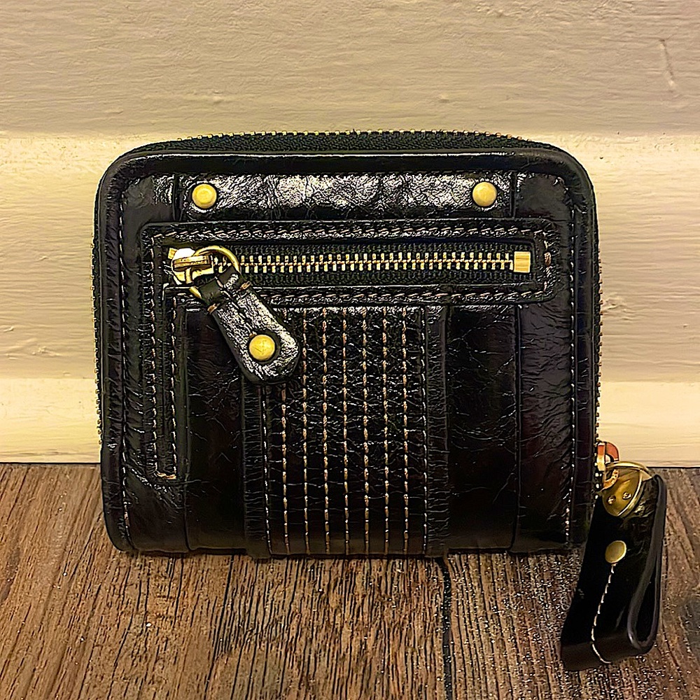 BRAND NEW Juicy Couture Black Leather Wallet - Picture 2 of 4